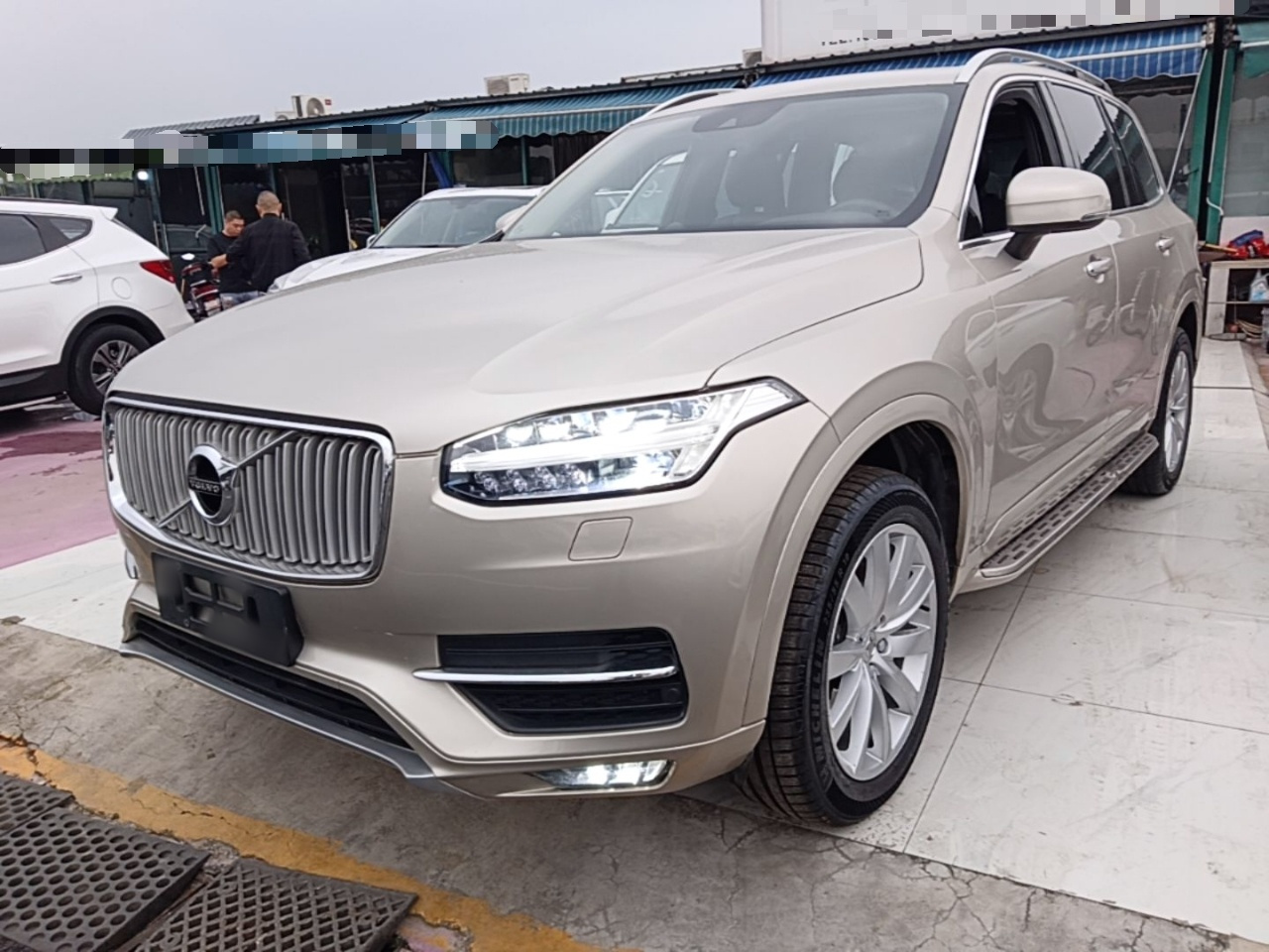 XC90 2017 T6 7-Seater