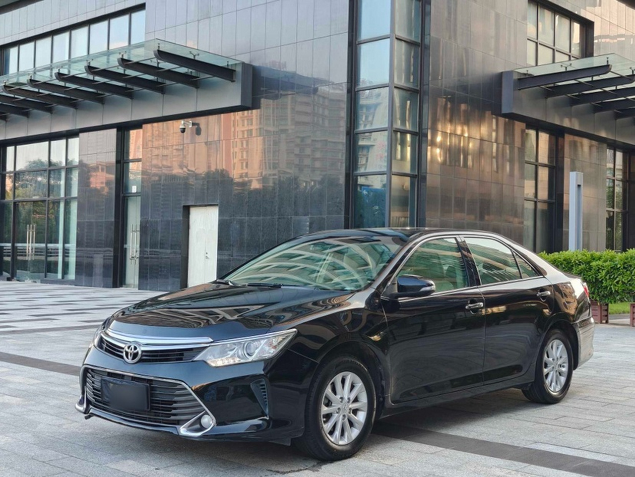 Camry 2015 2.0G Leading