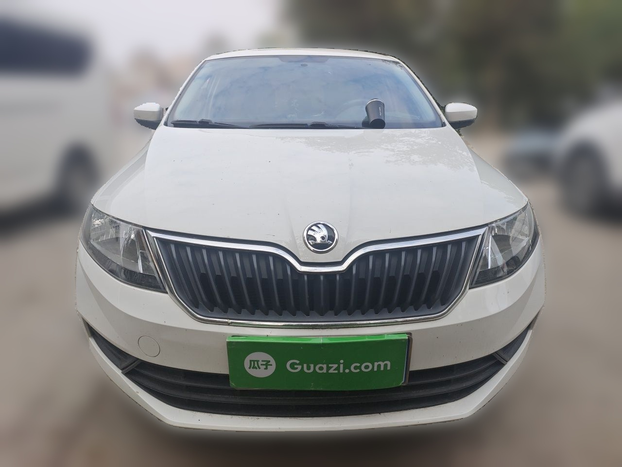 Rapid Spaceback 2018 1.6L AT Standard photo 2