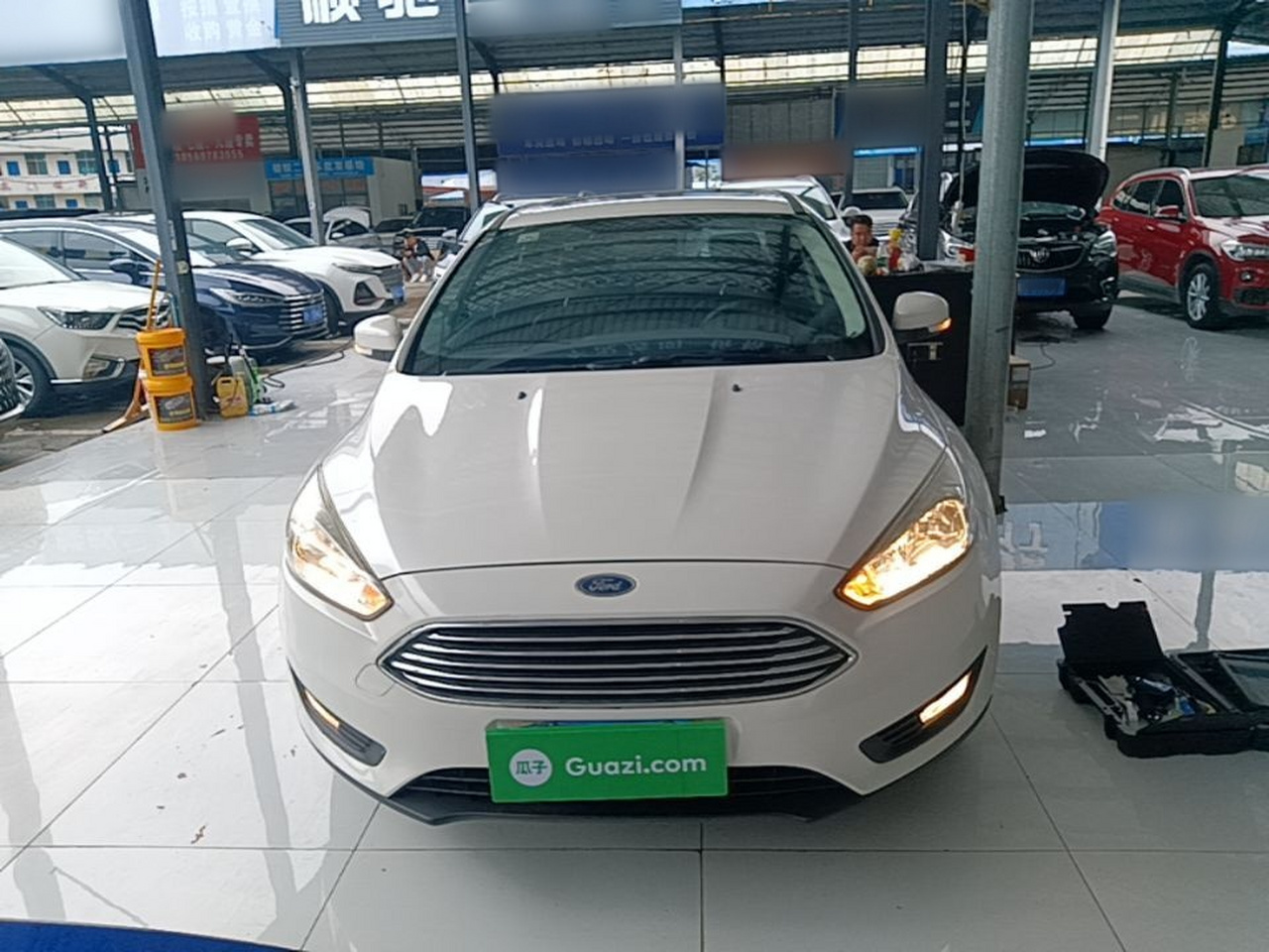 Focus 2018 Sedan Classic 1.6L AT Fashion photo 2