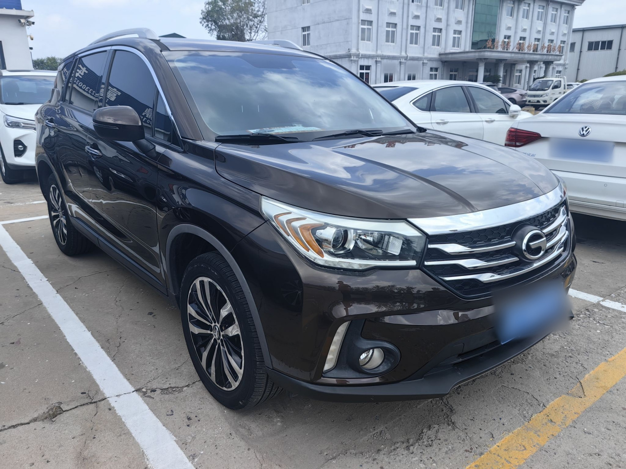 GAC Trumpchi GS4 2015 200T G-DCT Luxury photo 4