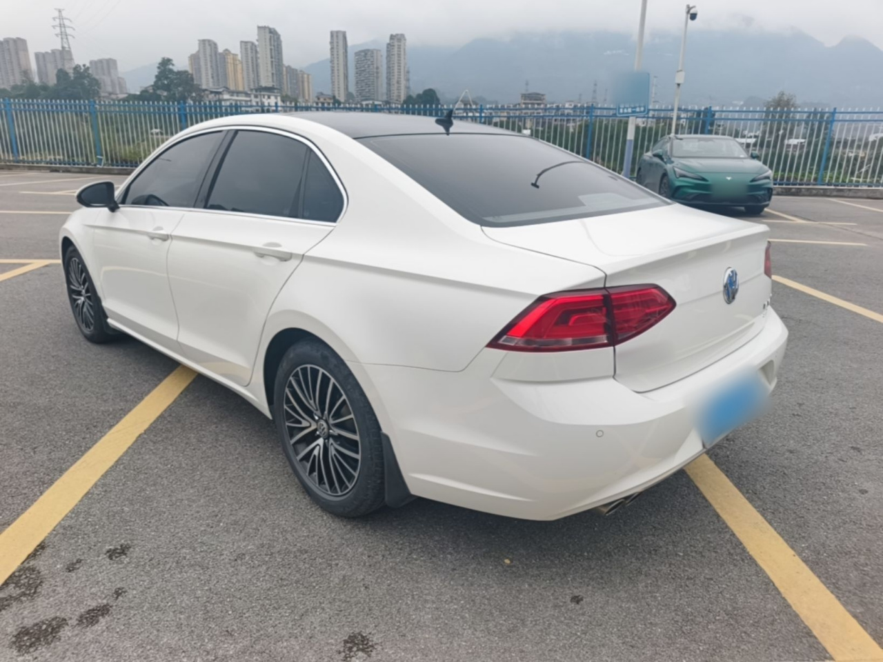 Lamando 2017 280TSI DSG Luxury photo 4