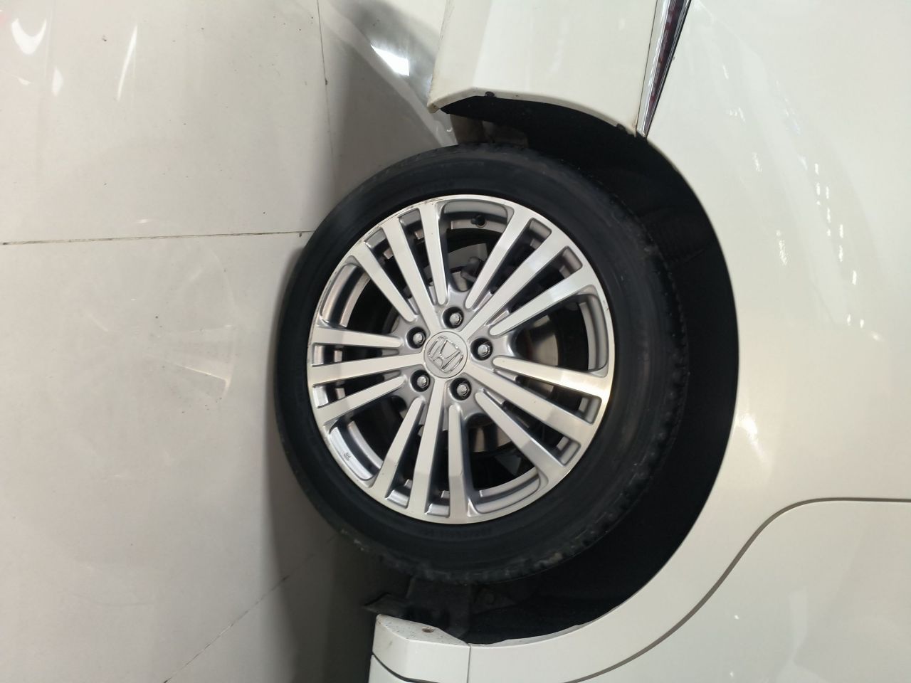 Elysion 2016 2.4L Classic photo 3