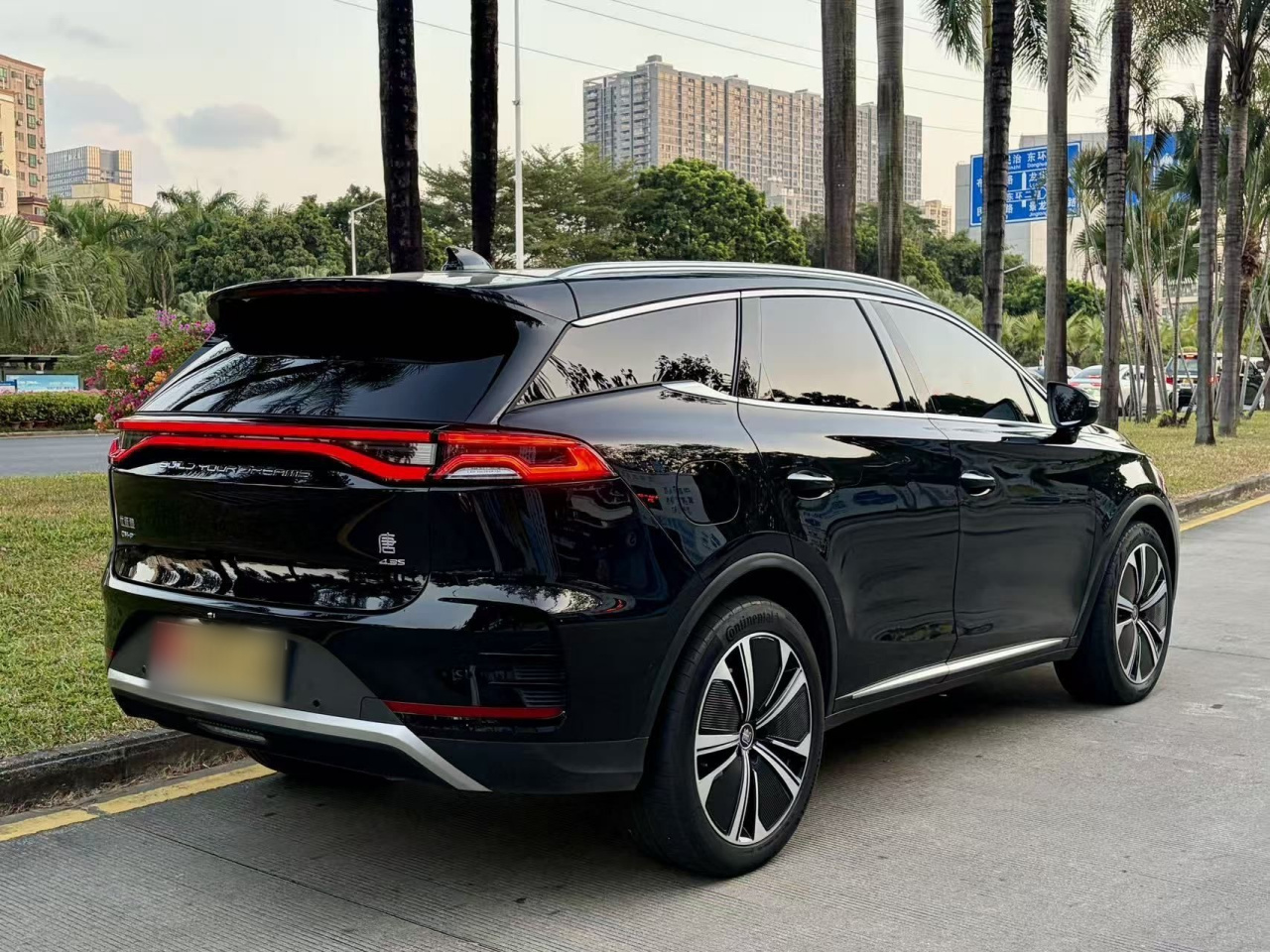 Tang EV 2022 DM-p 215KM AWD Flagship photo 4
