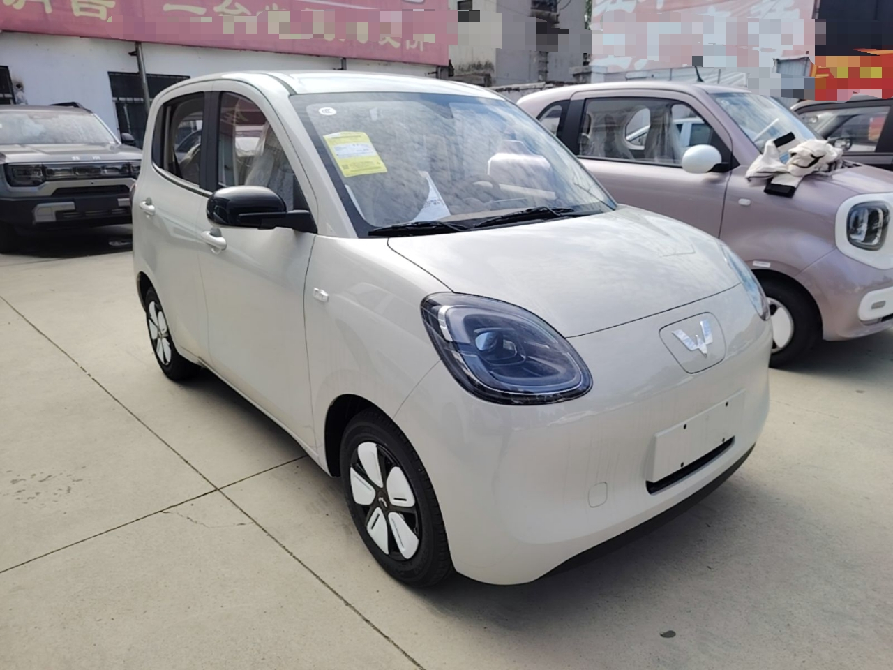 Hongguang MINIEV 2025 4th Gen 4-Door Advanced photo 5