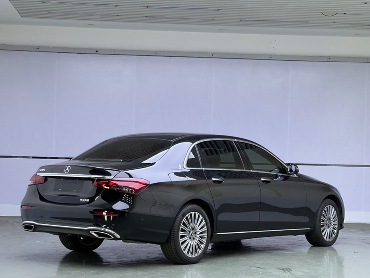 E-Class 2023 E 300 L Fashion photo 2