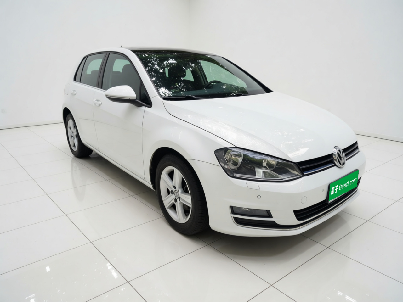 Golf 2017 230TSI AT Comfort Anniversary Edition photo 3