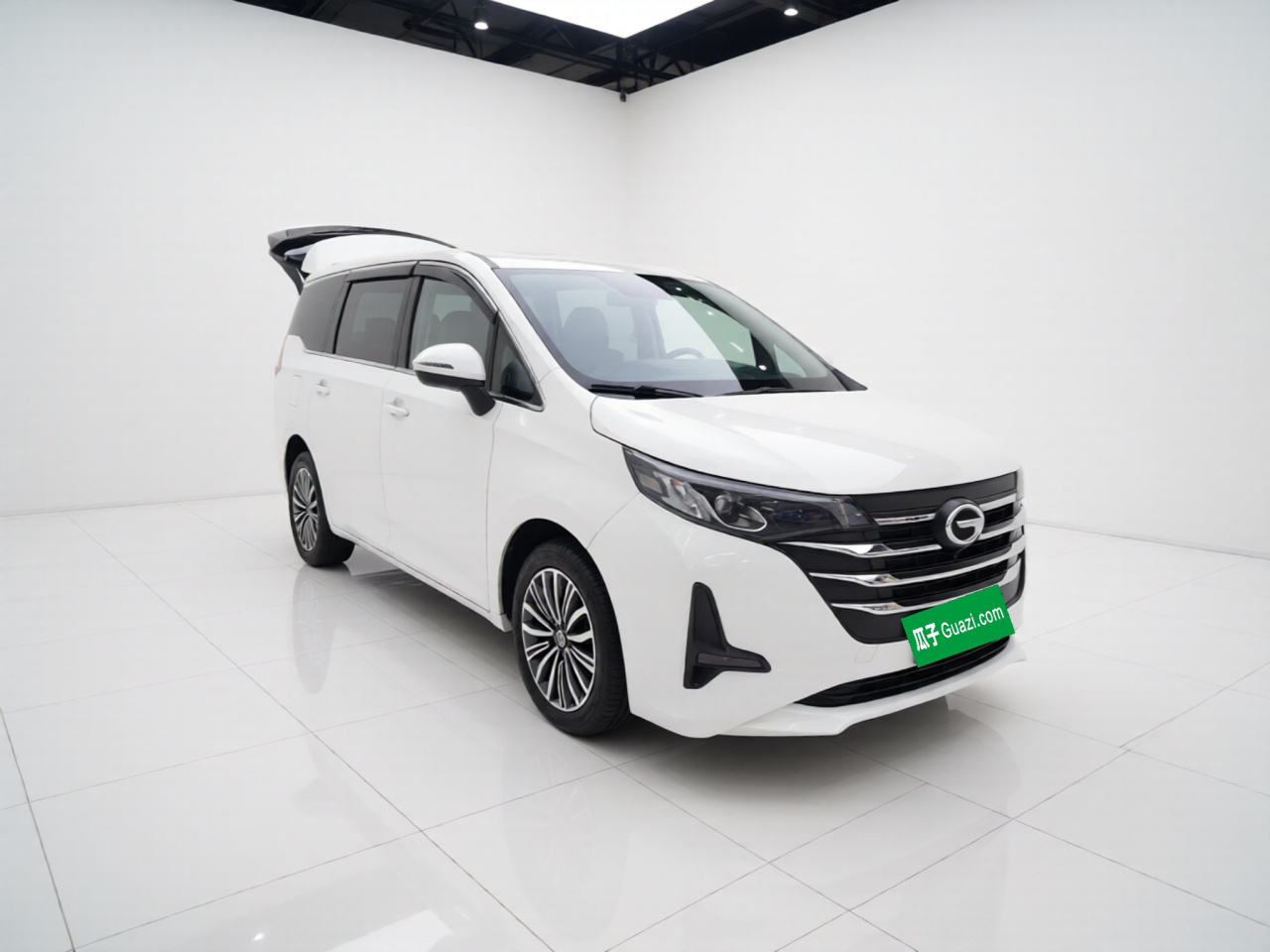GAC Trumpchi M6 2019 270T DCT Exclusive 7-Seater China VI photo 3