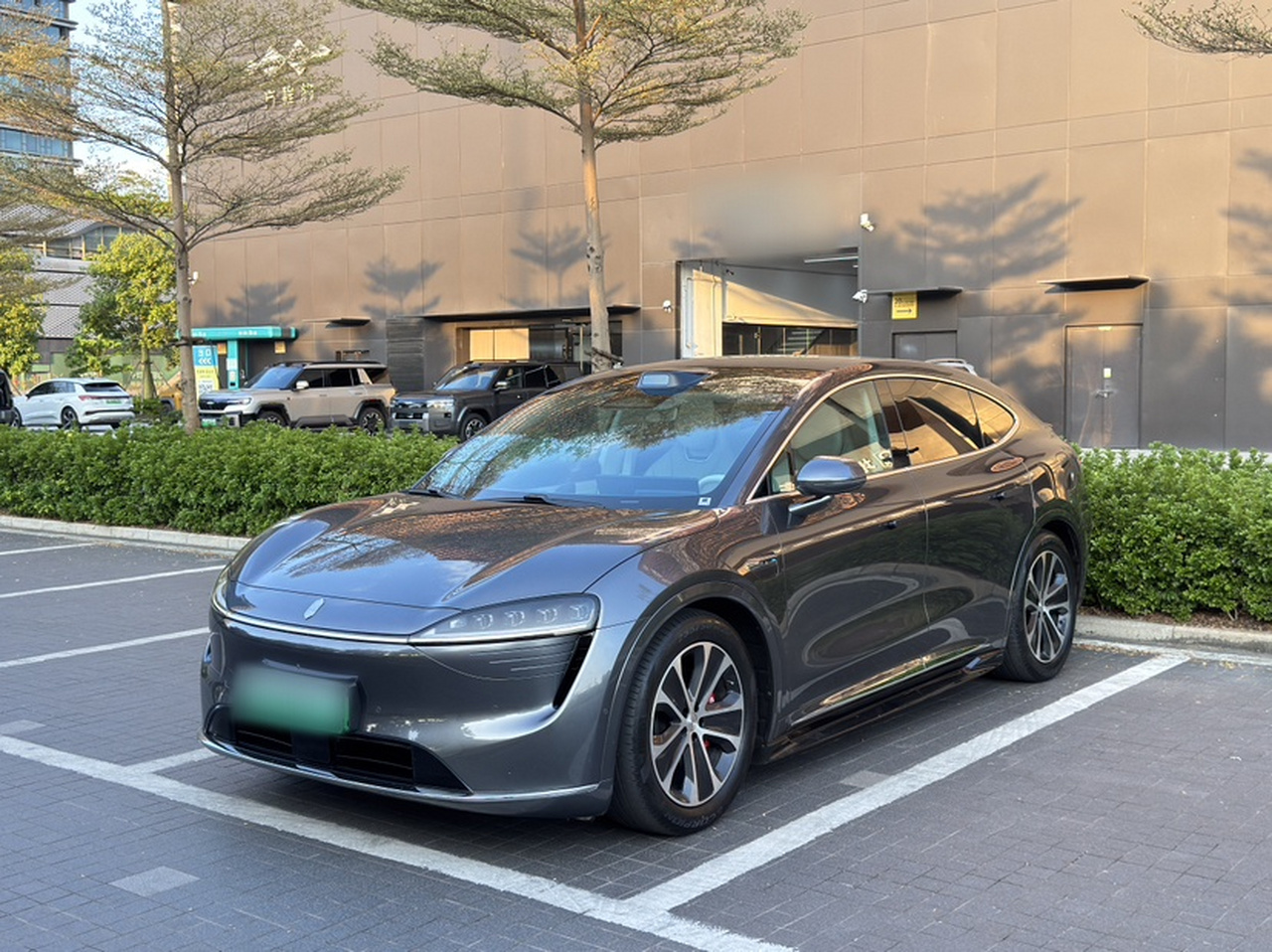HIMA Luxeed R7 2024 EV 802km Max