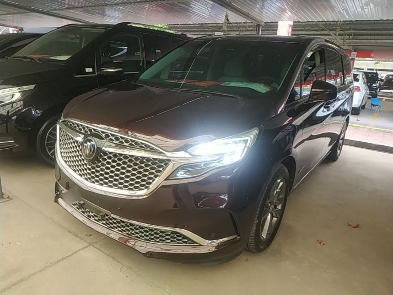 GL8 2022 Avenir 6-Seater