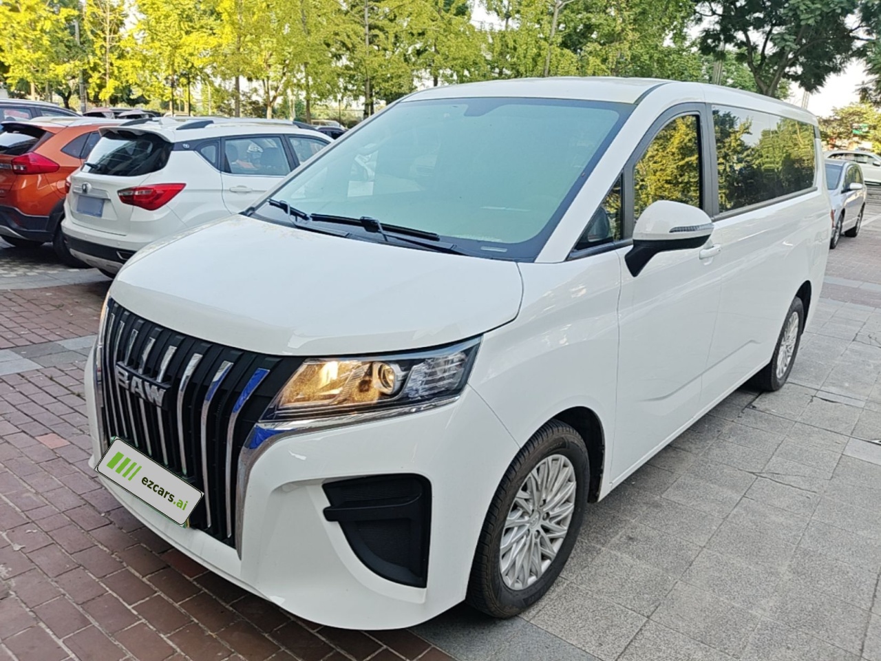 BAW M7 2023 2.0L AT Long Wheelbase 7-Seater