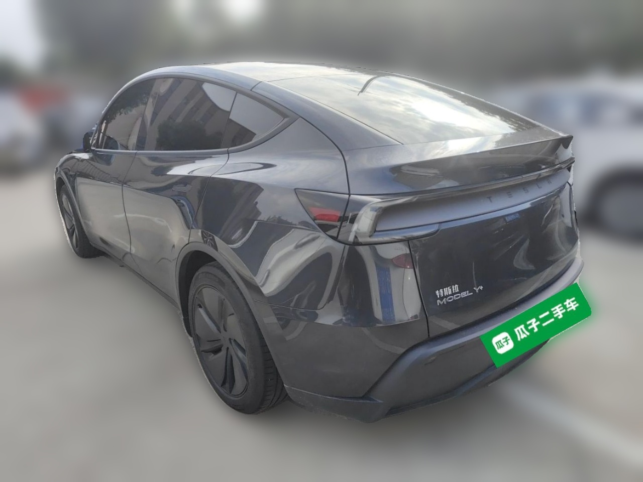 Model Y 2025 Long Range AWD photo 4