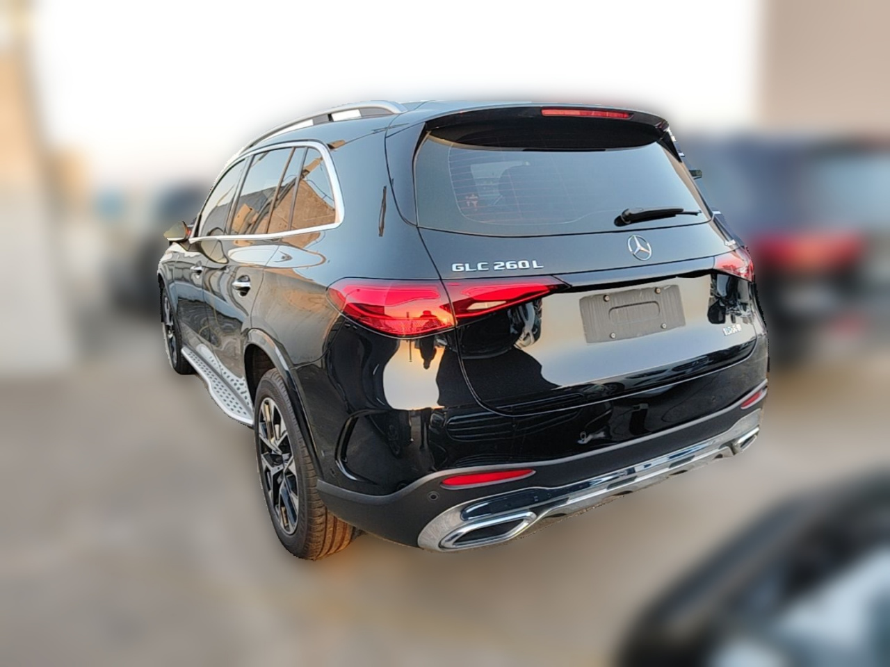 GLC 2023 GLC 260 L 4MATIC Luxury 7-Seater photo 4