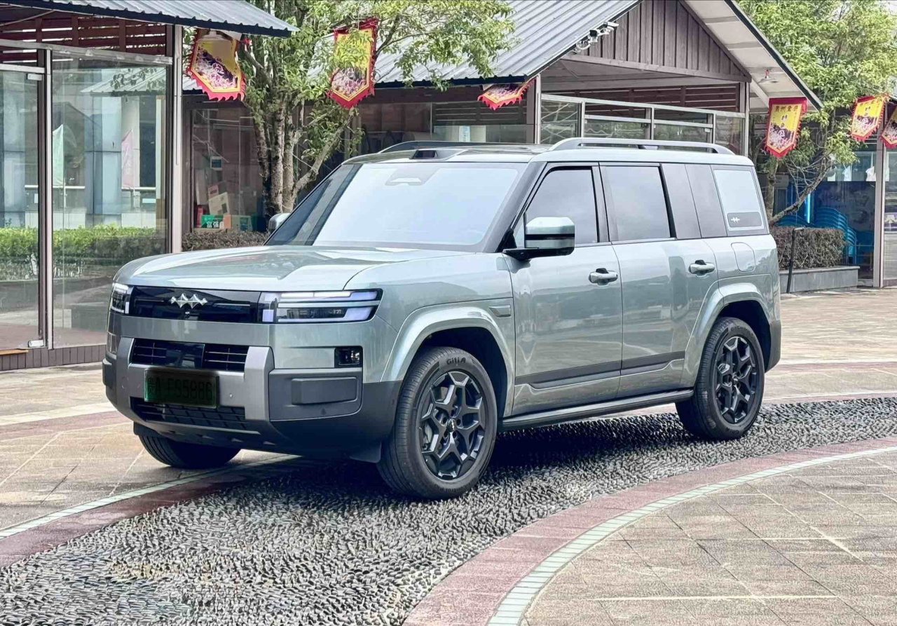 Fang Cheng Bao 7 2025 190KM AWD Ultra