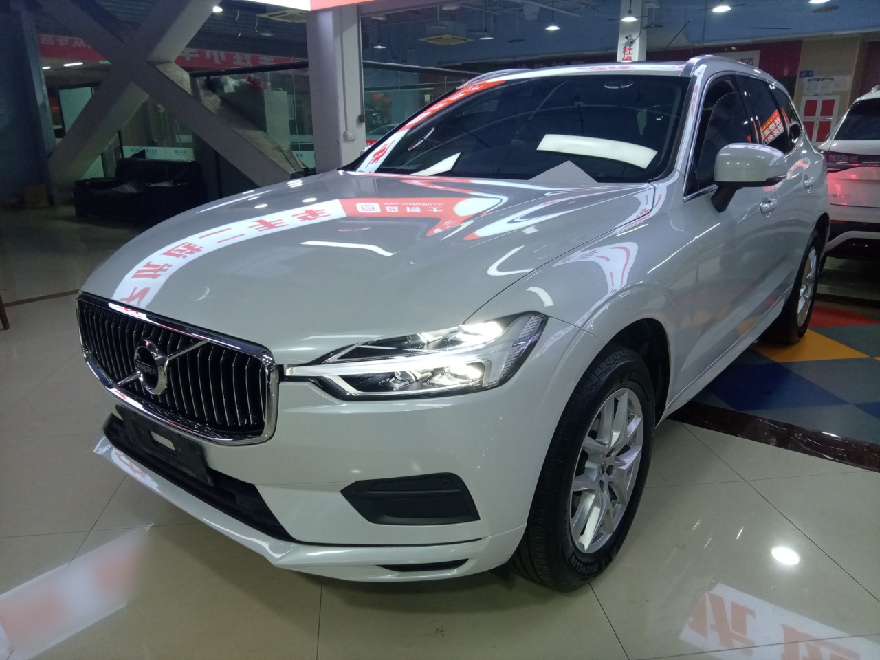 XC60 2019 T5 AWD China V