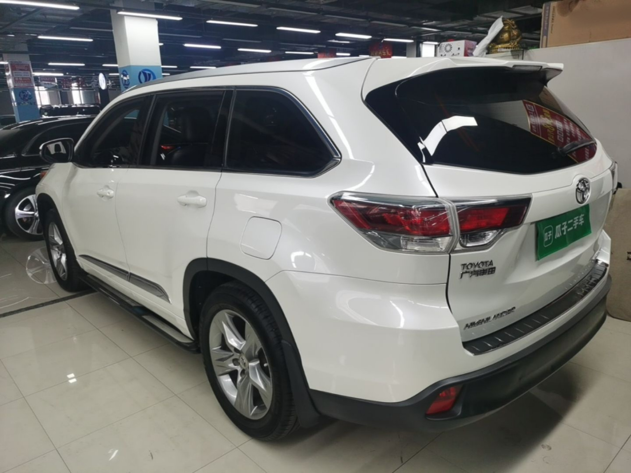 Highlander 2015 2.0T AWD Luxury 7-Seater photo 4