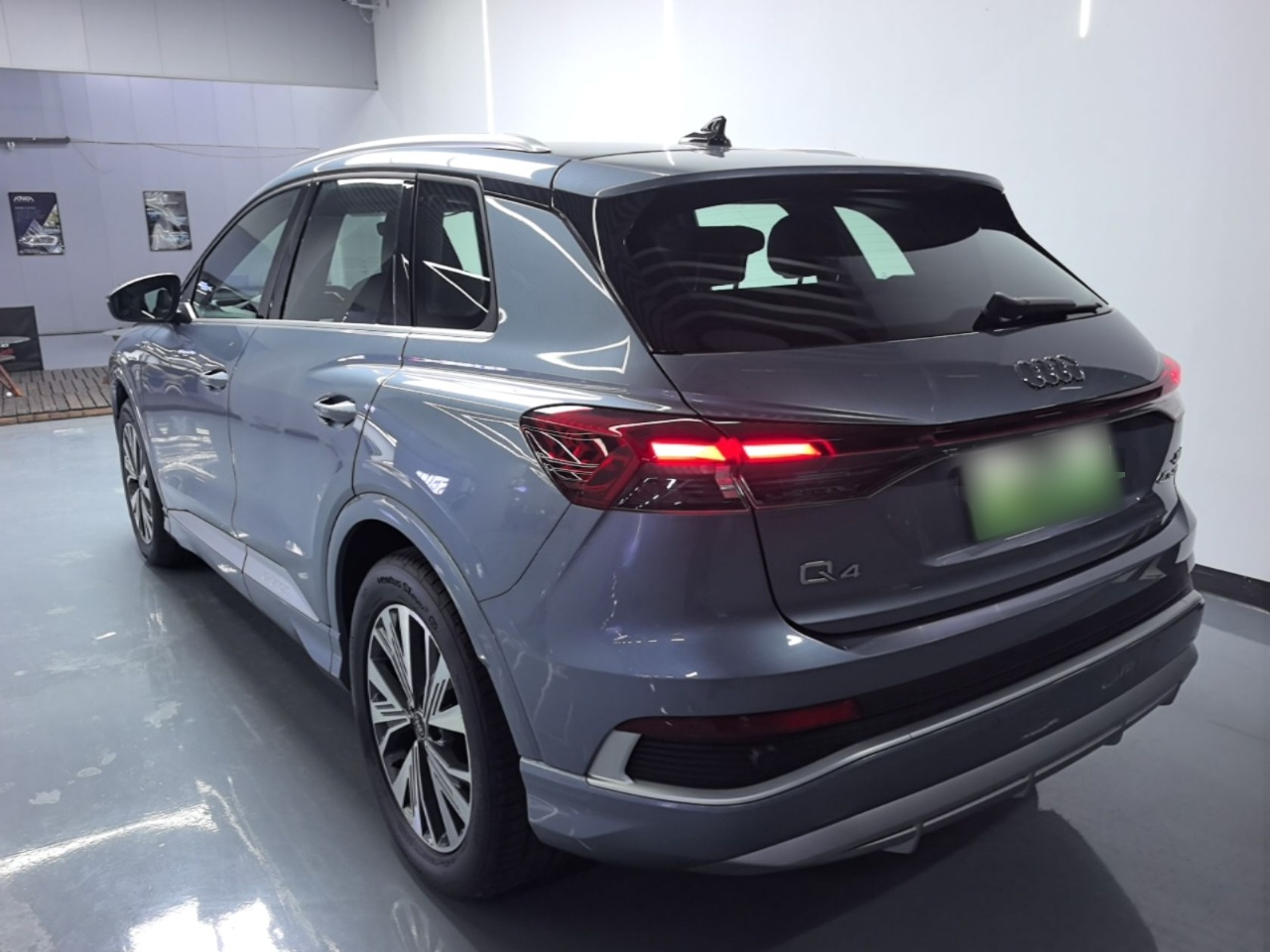 Q4 e-tron 2024 40 e-tron photo 4