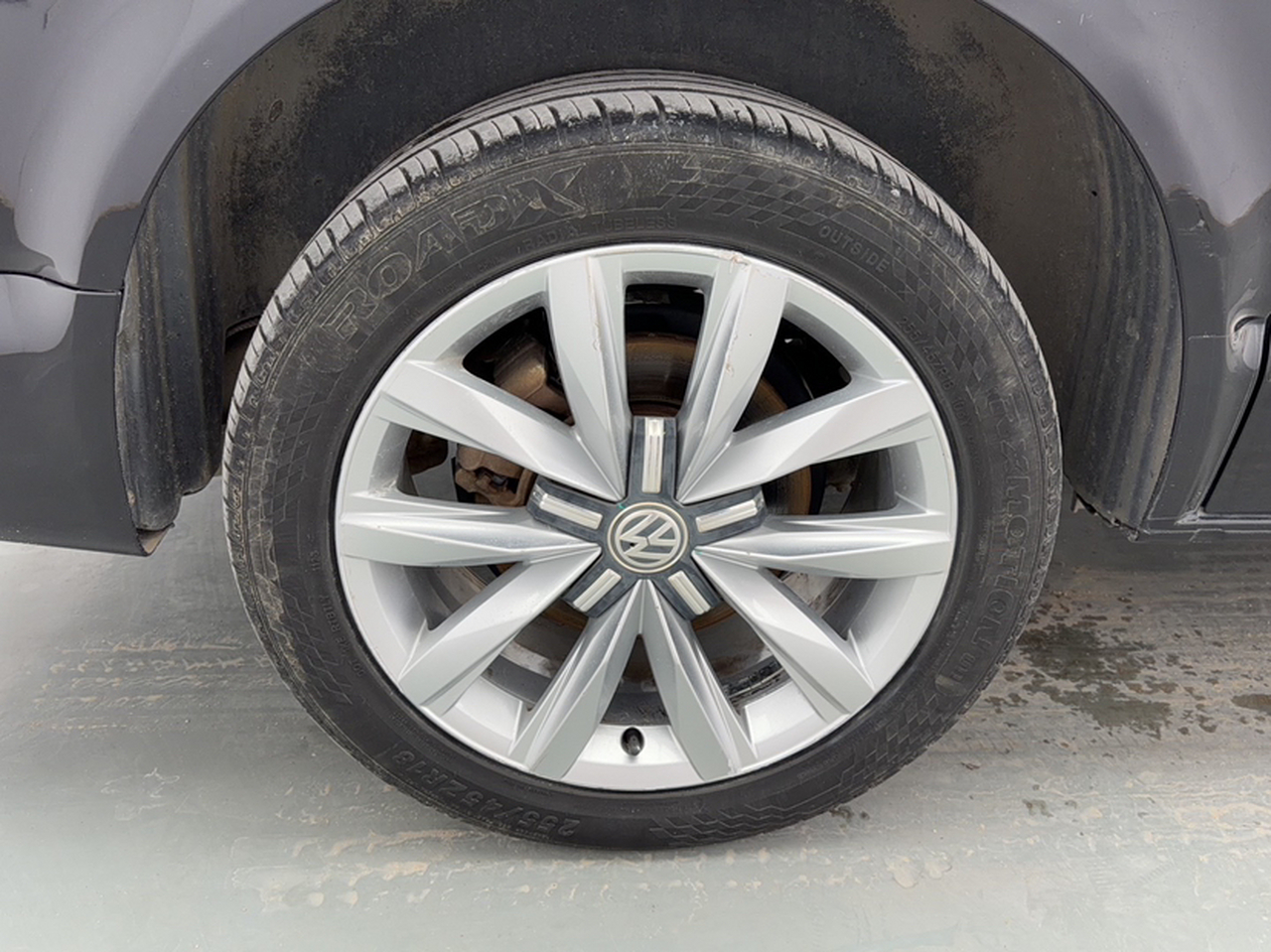 2017 2.0TSI RWD Luxury 7-Seater photo 4