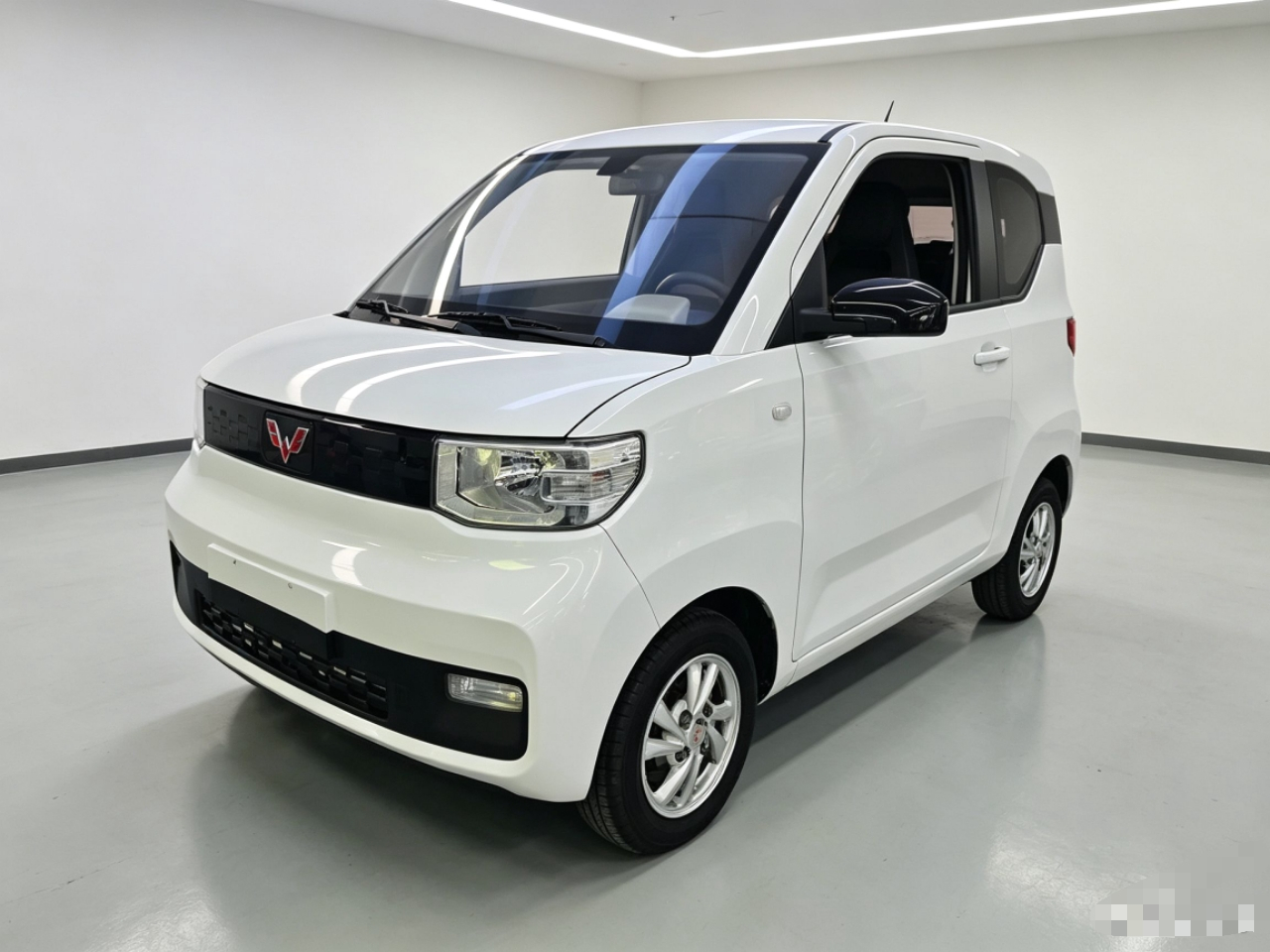 Hongguang MINIEV 2020 NCM