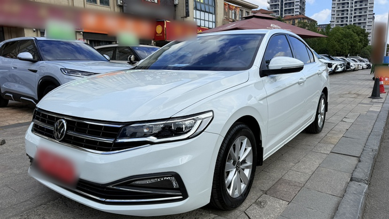 Bora 2021 1.5L AT Luxury Connected