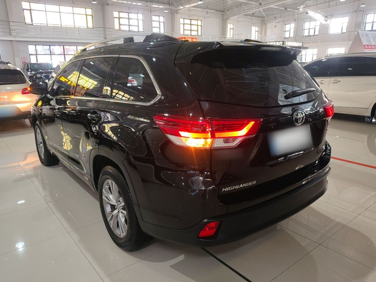 Highlander 2021 2.0T AWD Elite 7-Seater photo 4
