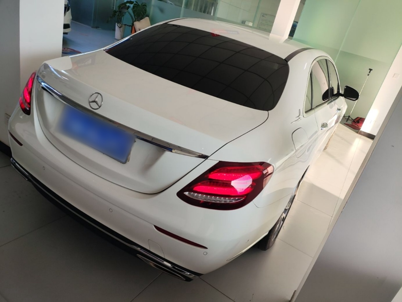 E-Class 2019 E 260 L photo 4