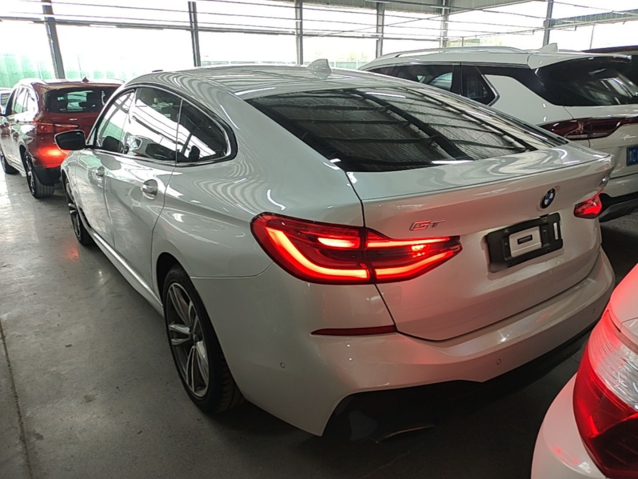 6 SeriesGT 2019 630i M Sport Package photo 4