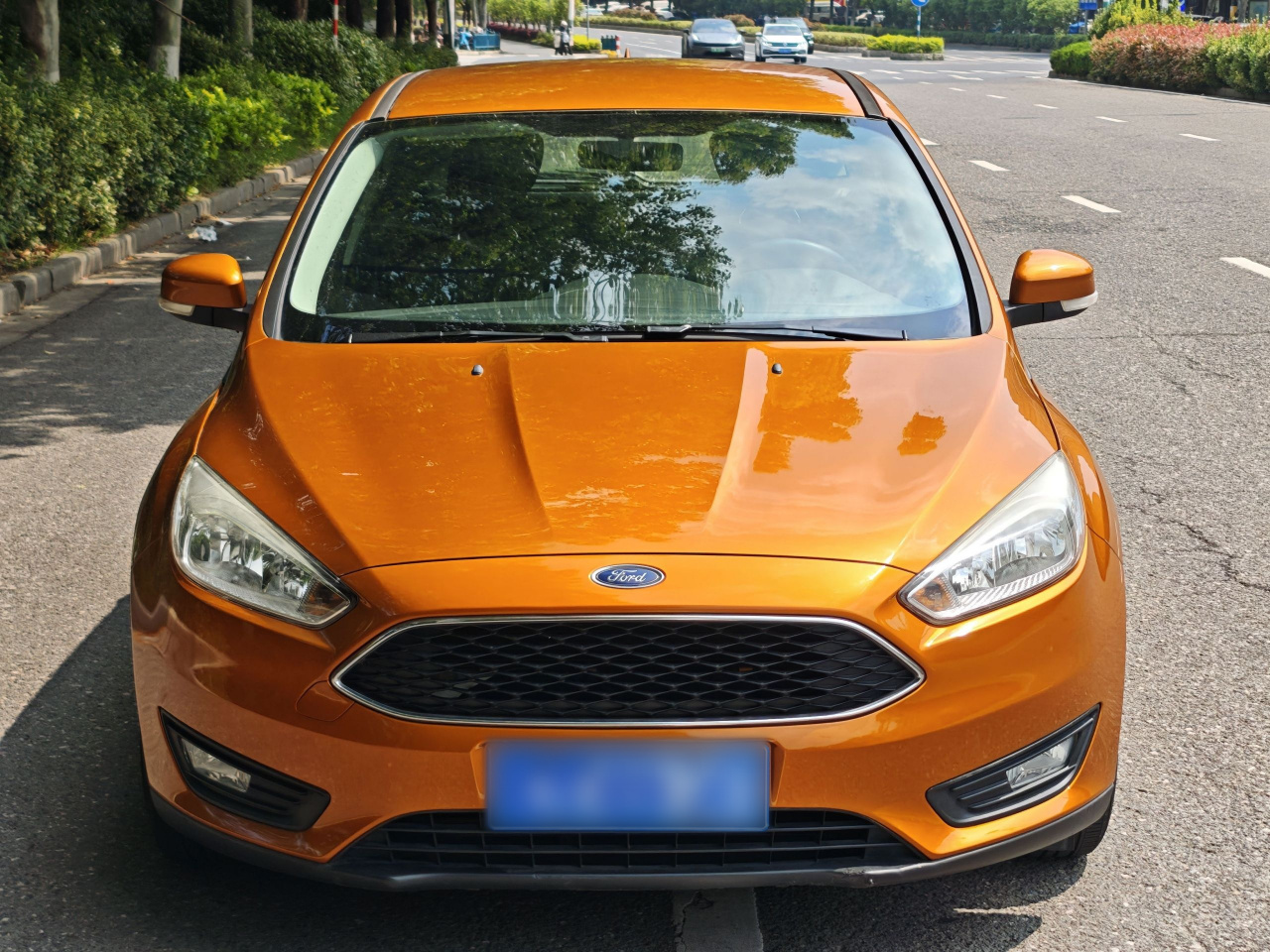 Focus 2017 Hatchback 1.6L AT Comfort photo 4
