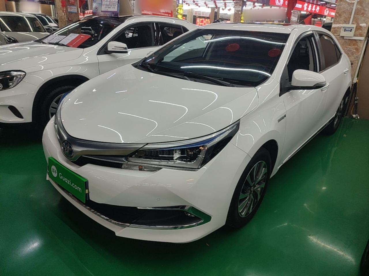 Corolla 2017 Facelift Hybrid 1.8L E-CVT Elite