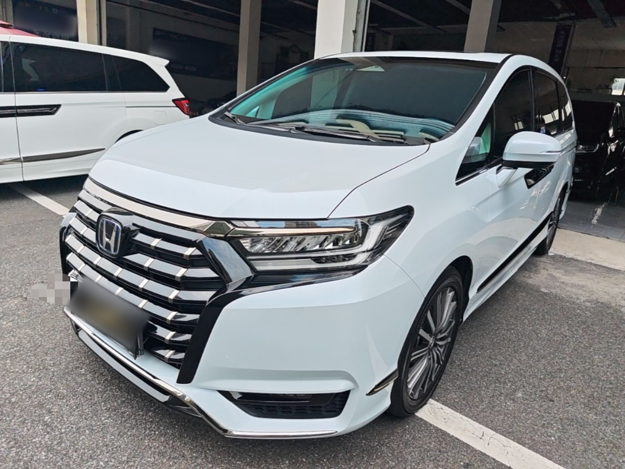 Elysion 2024 2.0L e:HEV Luxury