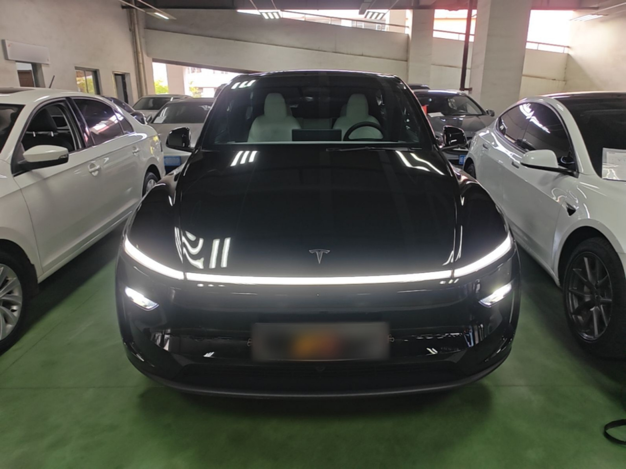 Model Y 2026 Long Range RWD photo 2