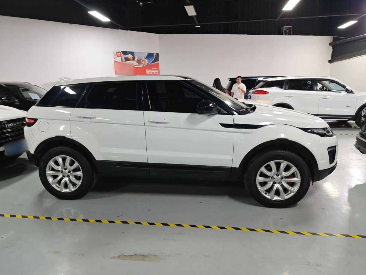Range Rover Evoque 2018 240PS PURE photo 3