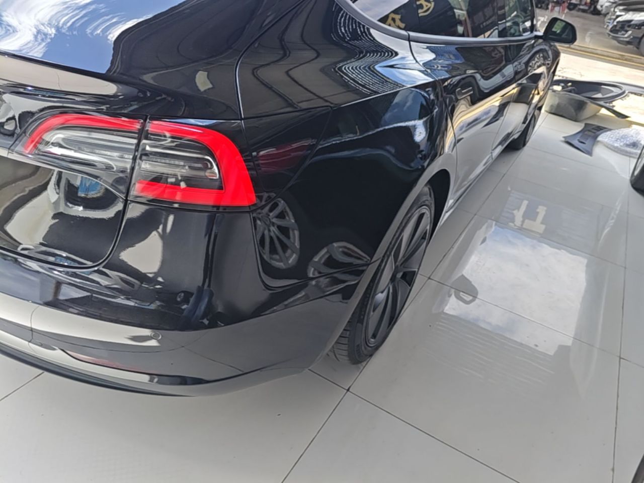 Model 3 2020 Standard Range RWD Upgraded photo 2