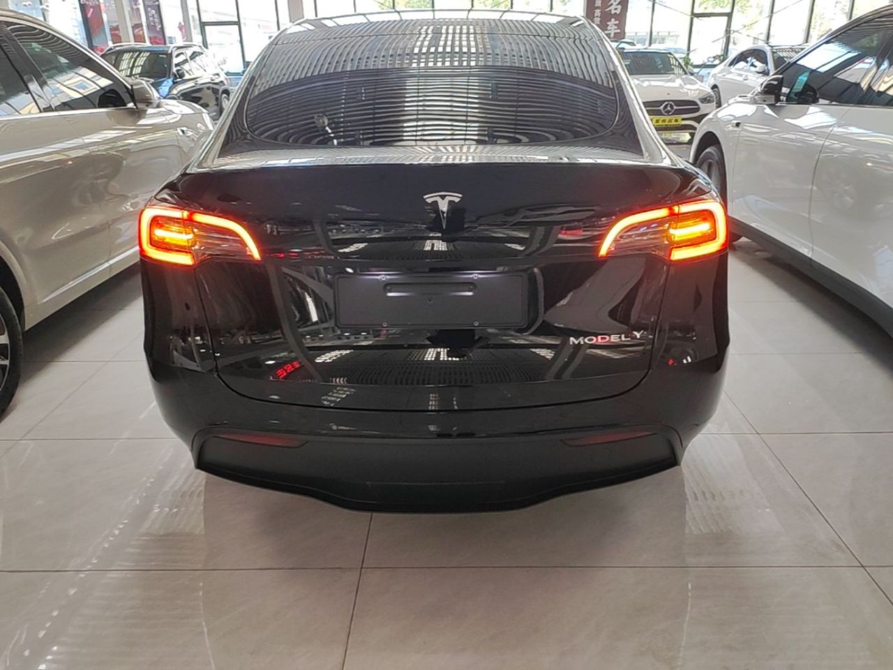 Model Y 2022 RWD photo 5