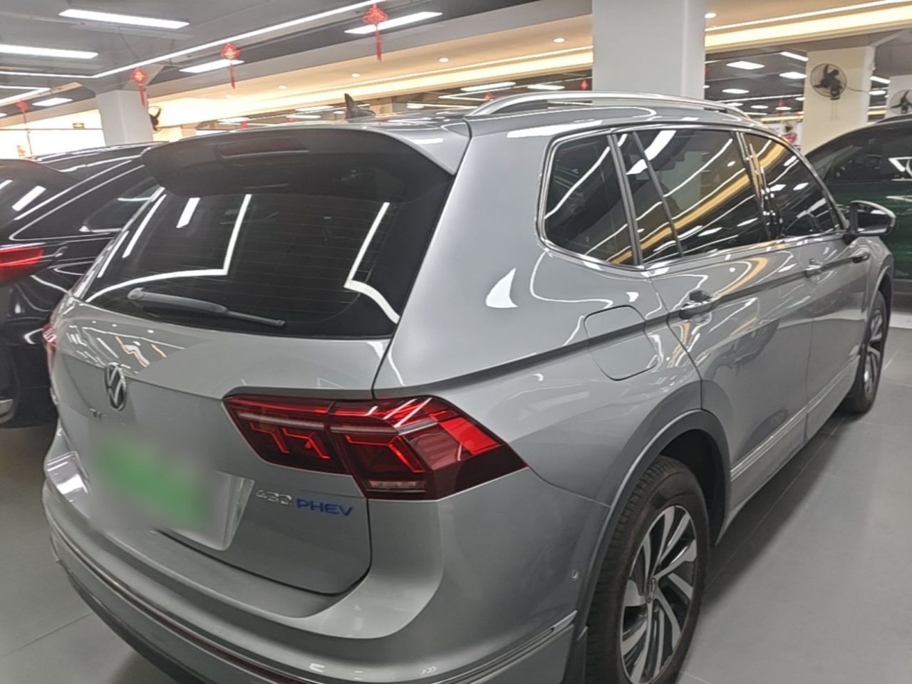 Tiguan L EV 2022 430PHEV PHEV Premium photo 4