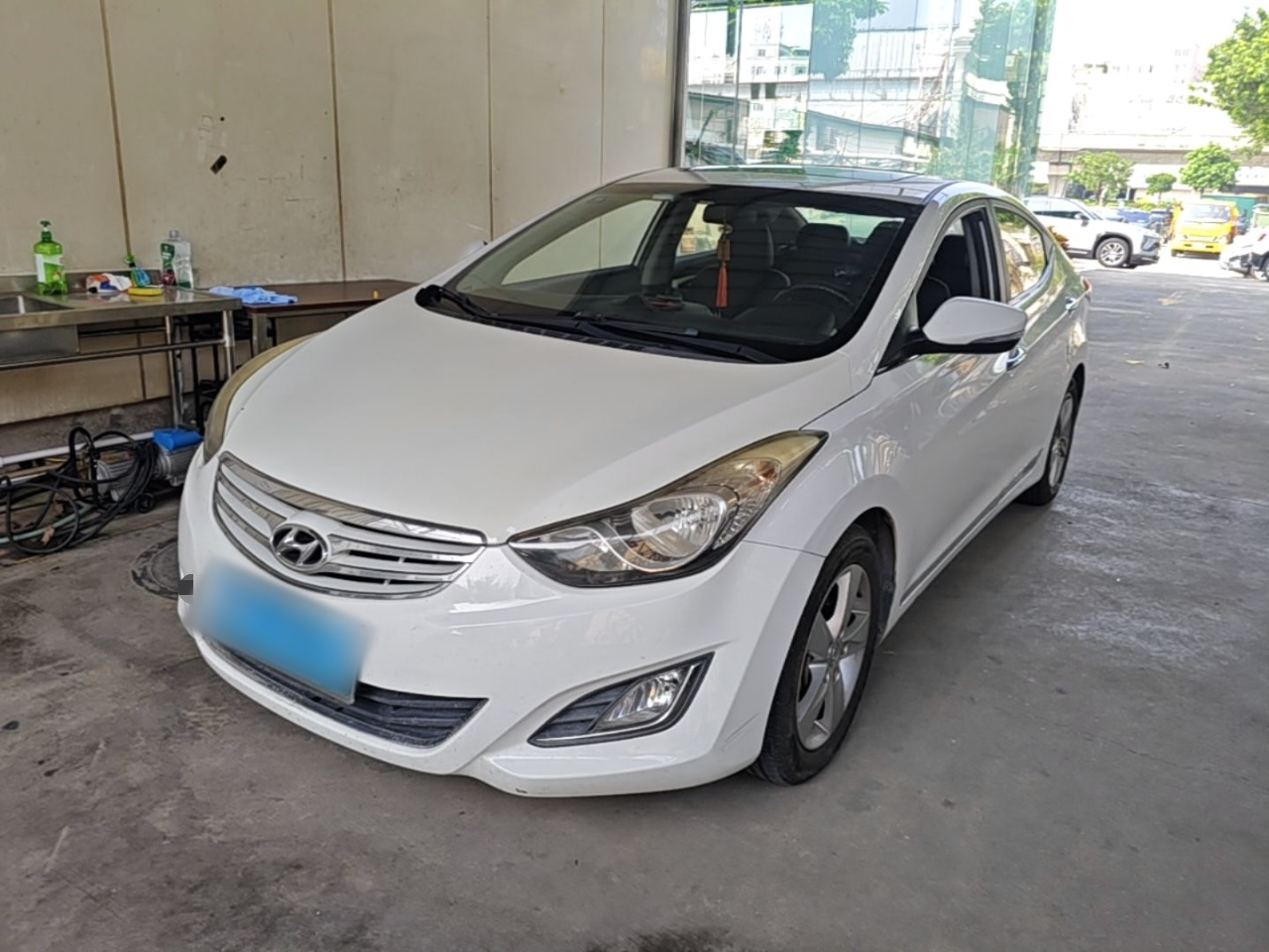 Elantra 2013 1.6L AT Leading