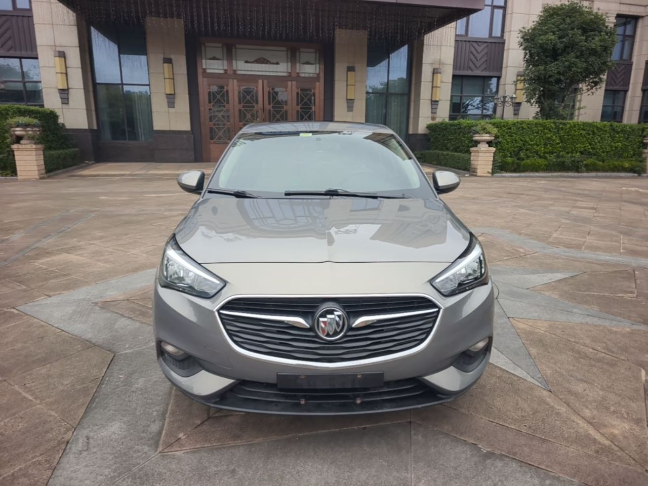 Excelle 2018 15N CVT Elite photo 2