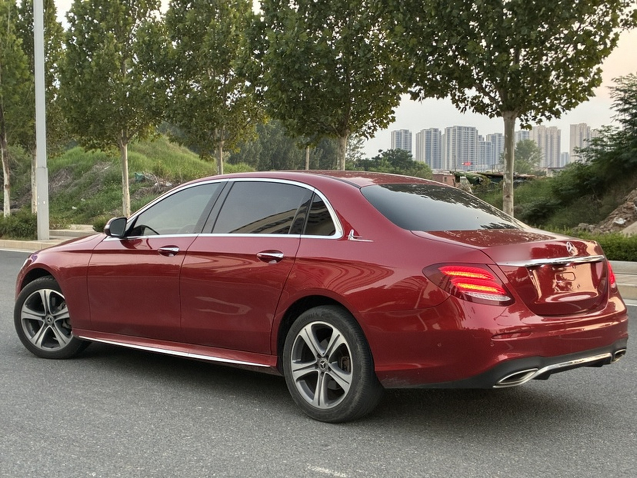 E-Class 2018 E 200 L Sport photo 4