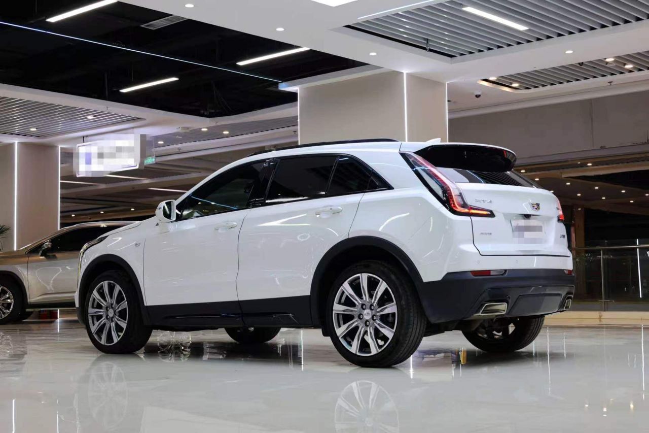 XT4 2020 28T AWD Platinum Sport photo 4
