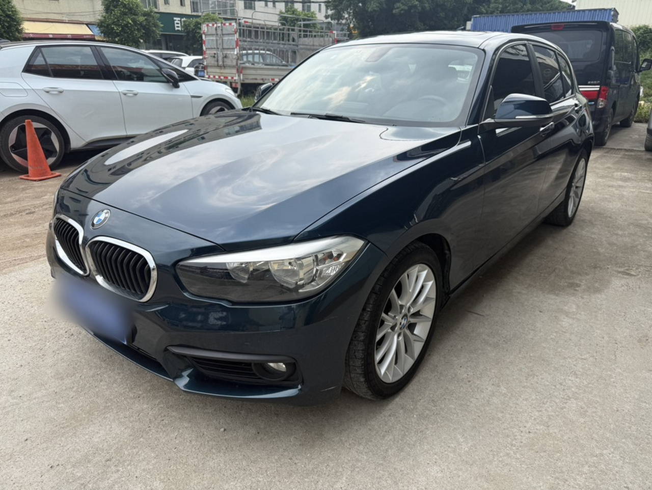 1 Series Imported 2016 120i Leading photo 2