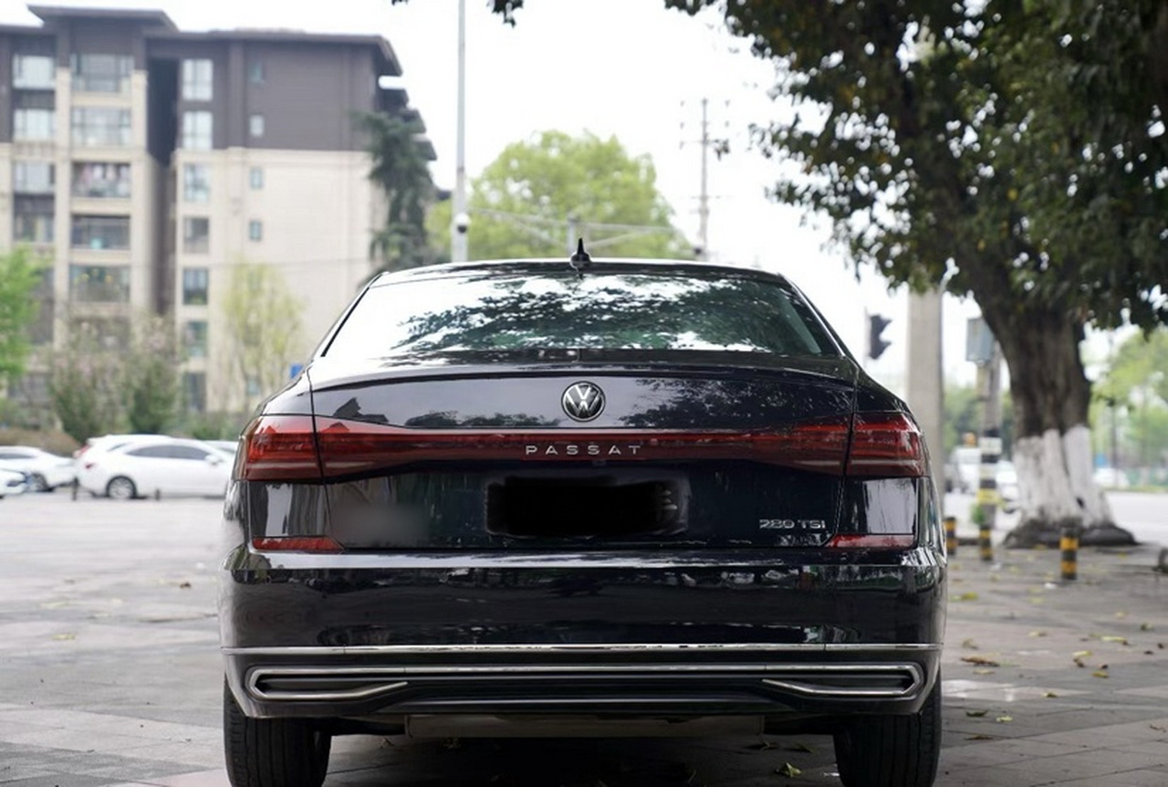 Passat 2024 280TSI Business photo 2