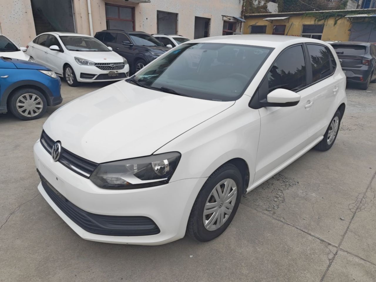 Polo 2016 1.4L MT