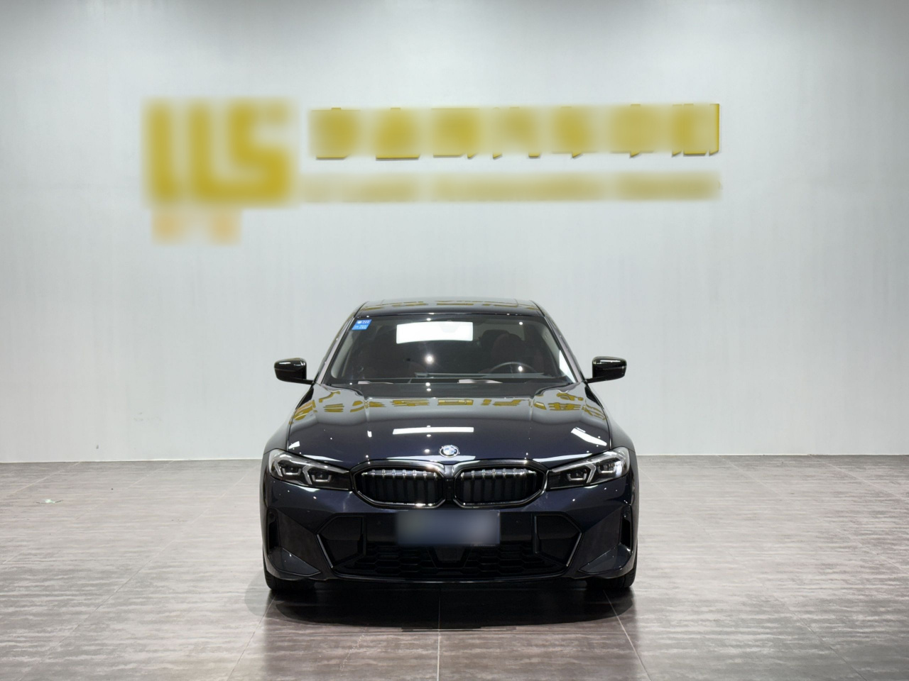 3 Series 2025 330Li M M Sport Night Package photo 2