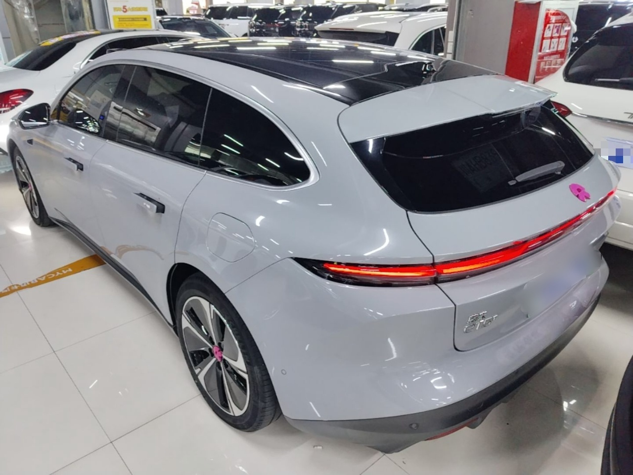 ET5T 2023 75kWh Touring photo 4