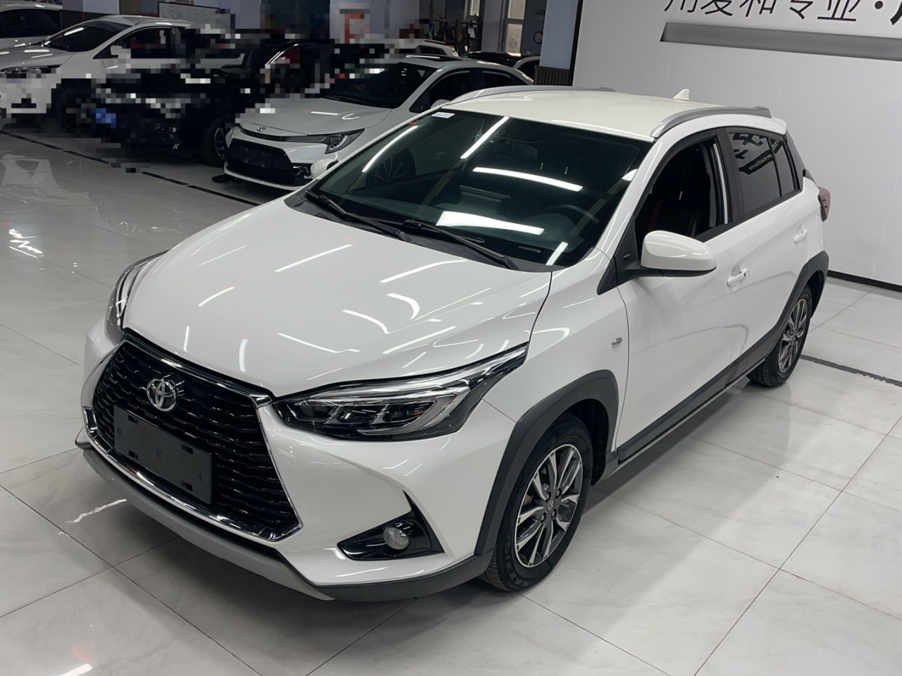 YARiS L 2022 1.5L CVT Luxury PLUS