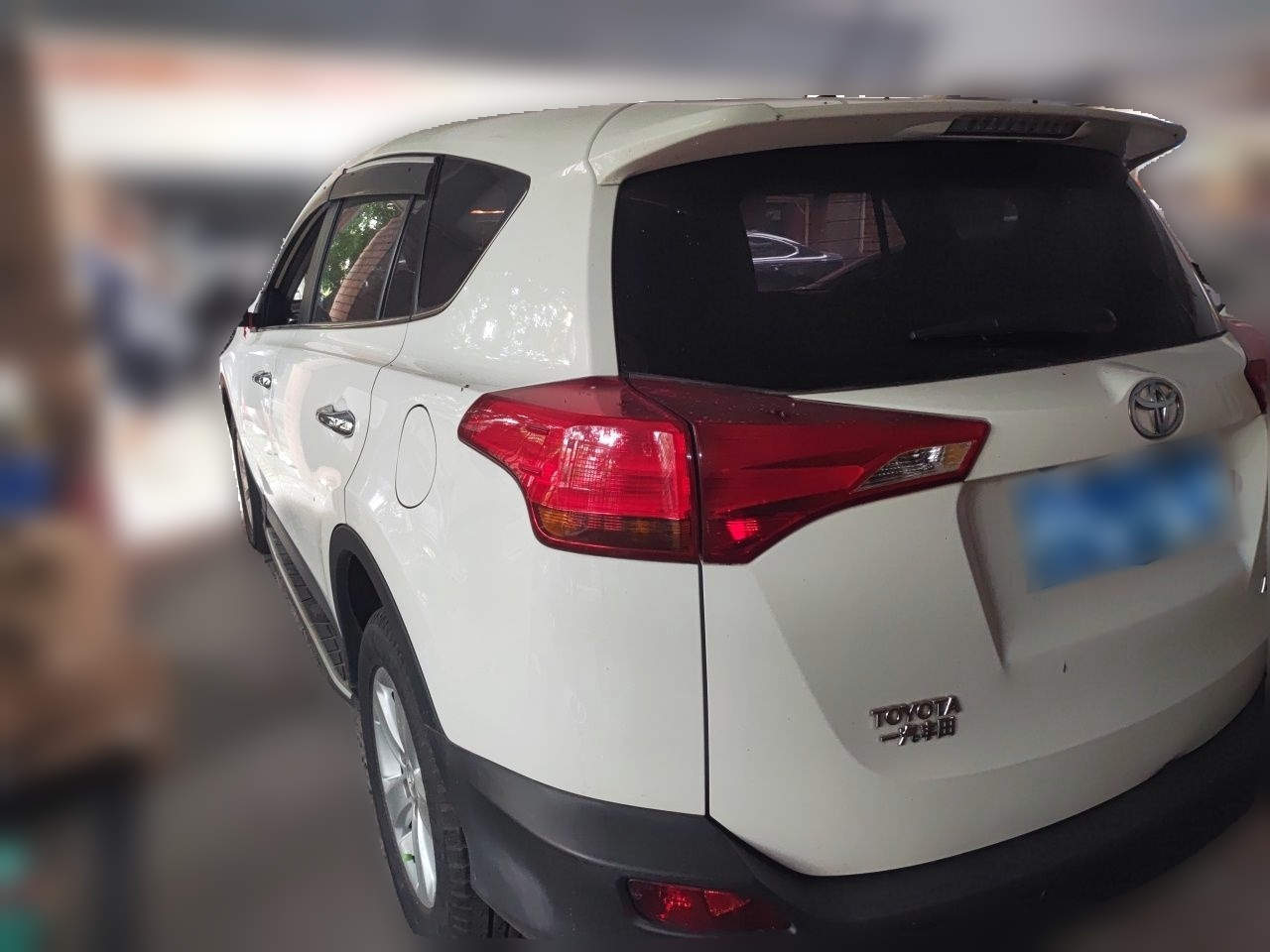 RAV4 2013 2.5L AT AWD Elite photo 4