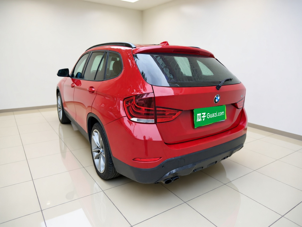 X1 2014 sDrive20i Sport Design Package photo 4