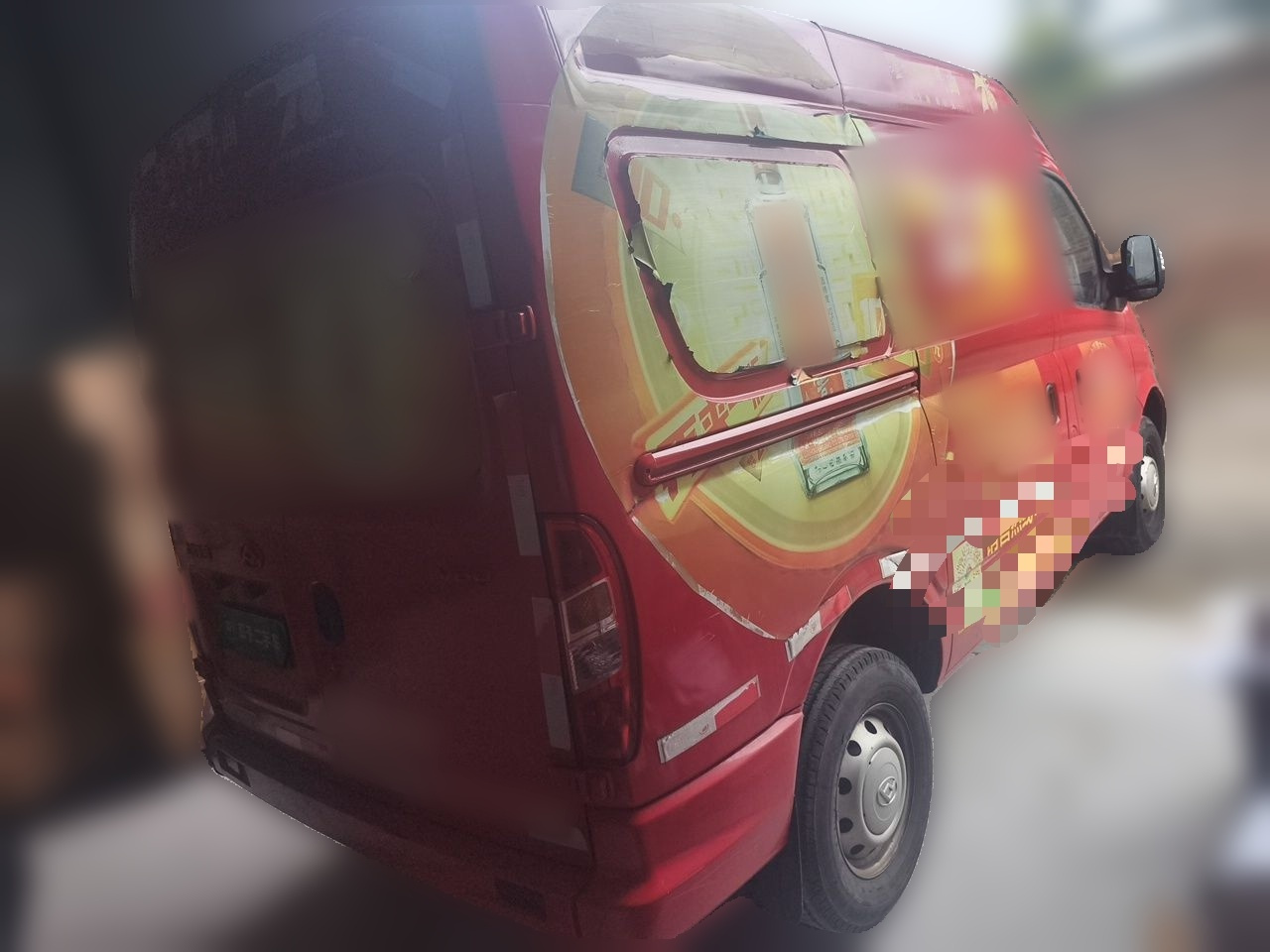 MAXUS V80 2021 2.0T MT Classic Short Wheelbase 3-Seater photo 4