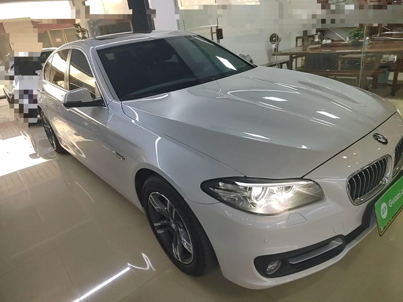 5 Series 2017 520Li photo 5