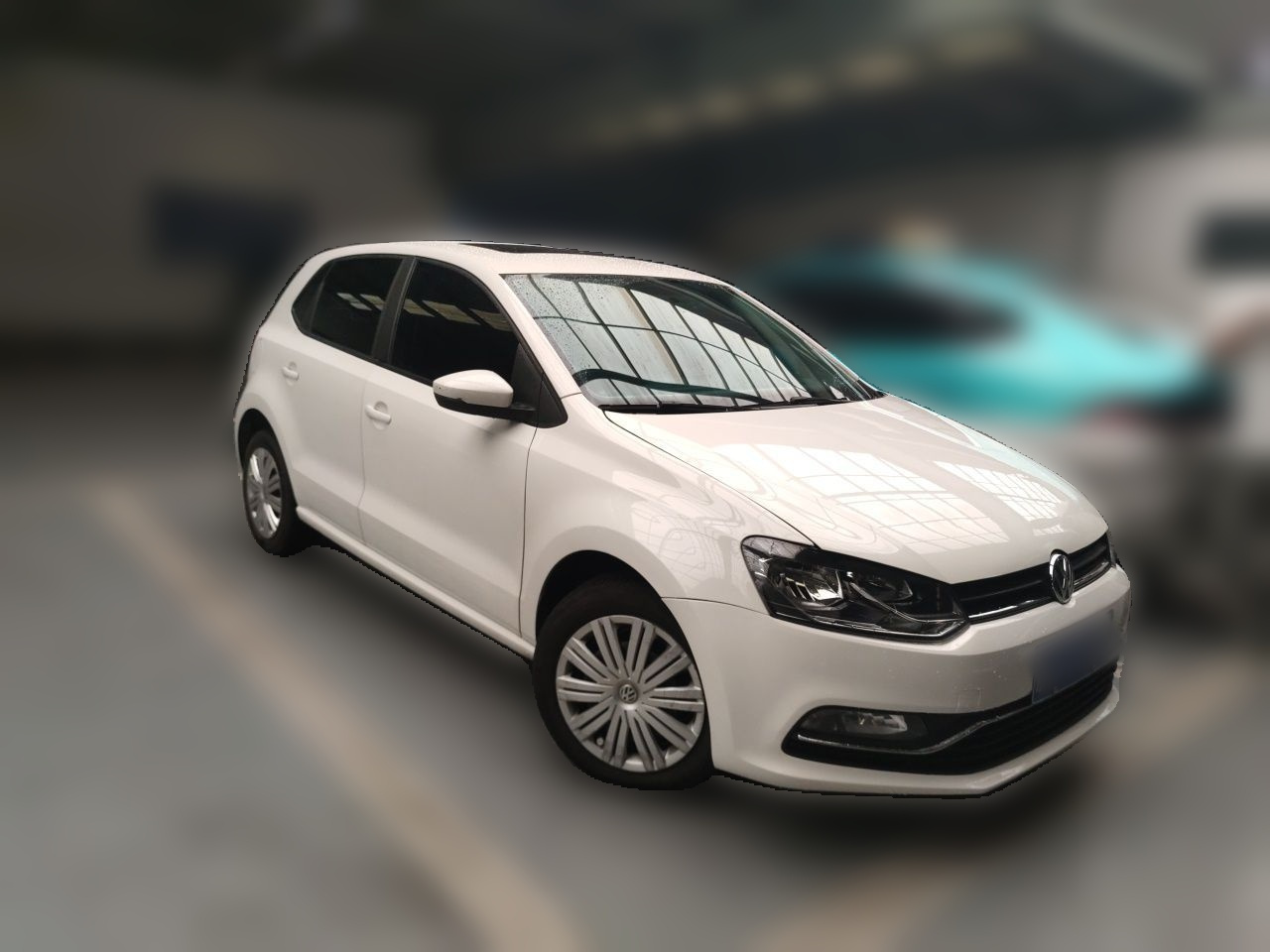 Polo 2016 1.6L AT Comfort photo 3